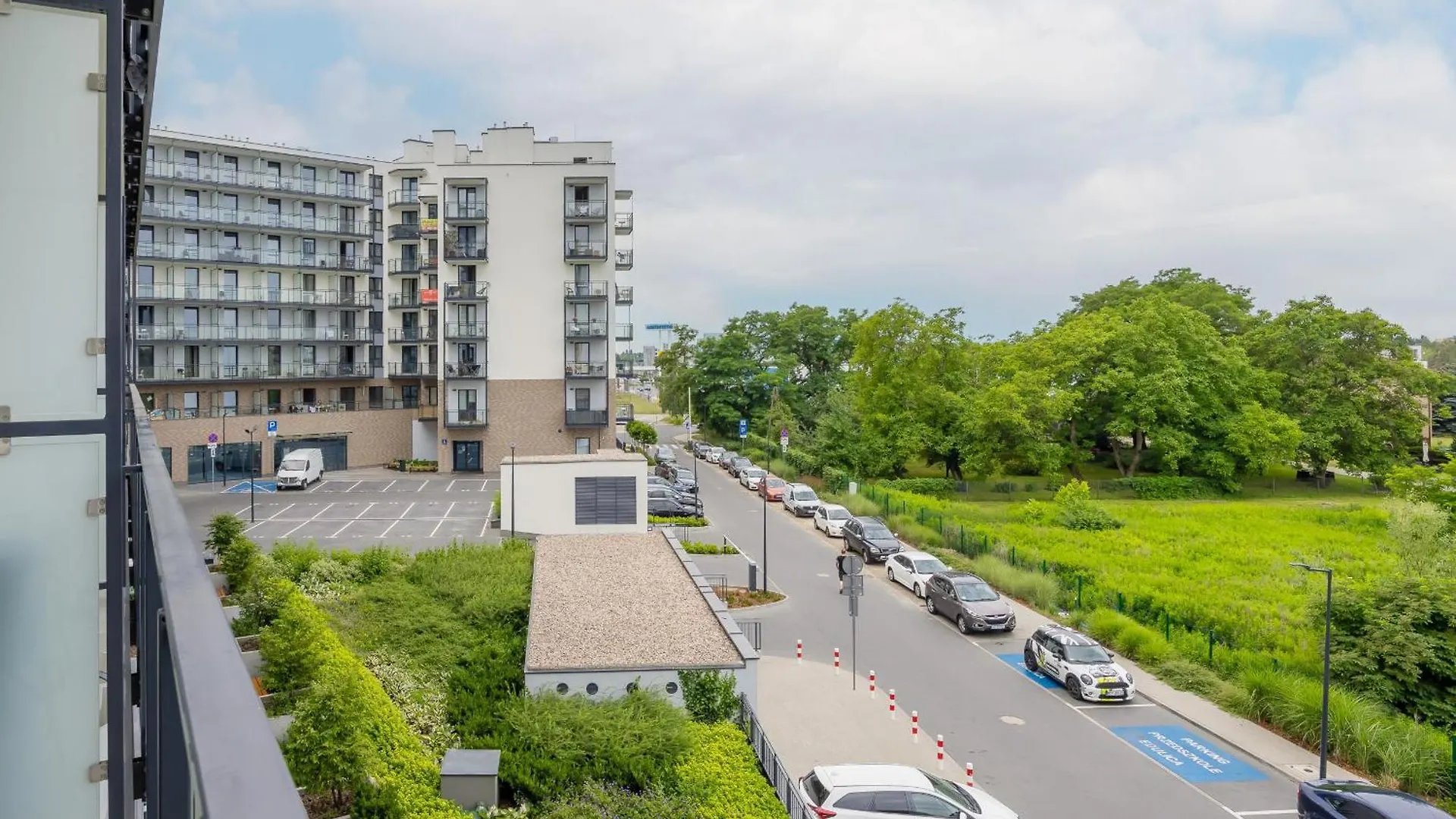 Modern Studio Apartment With Balcony By Rent Like Home Warsaw