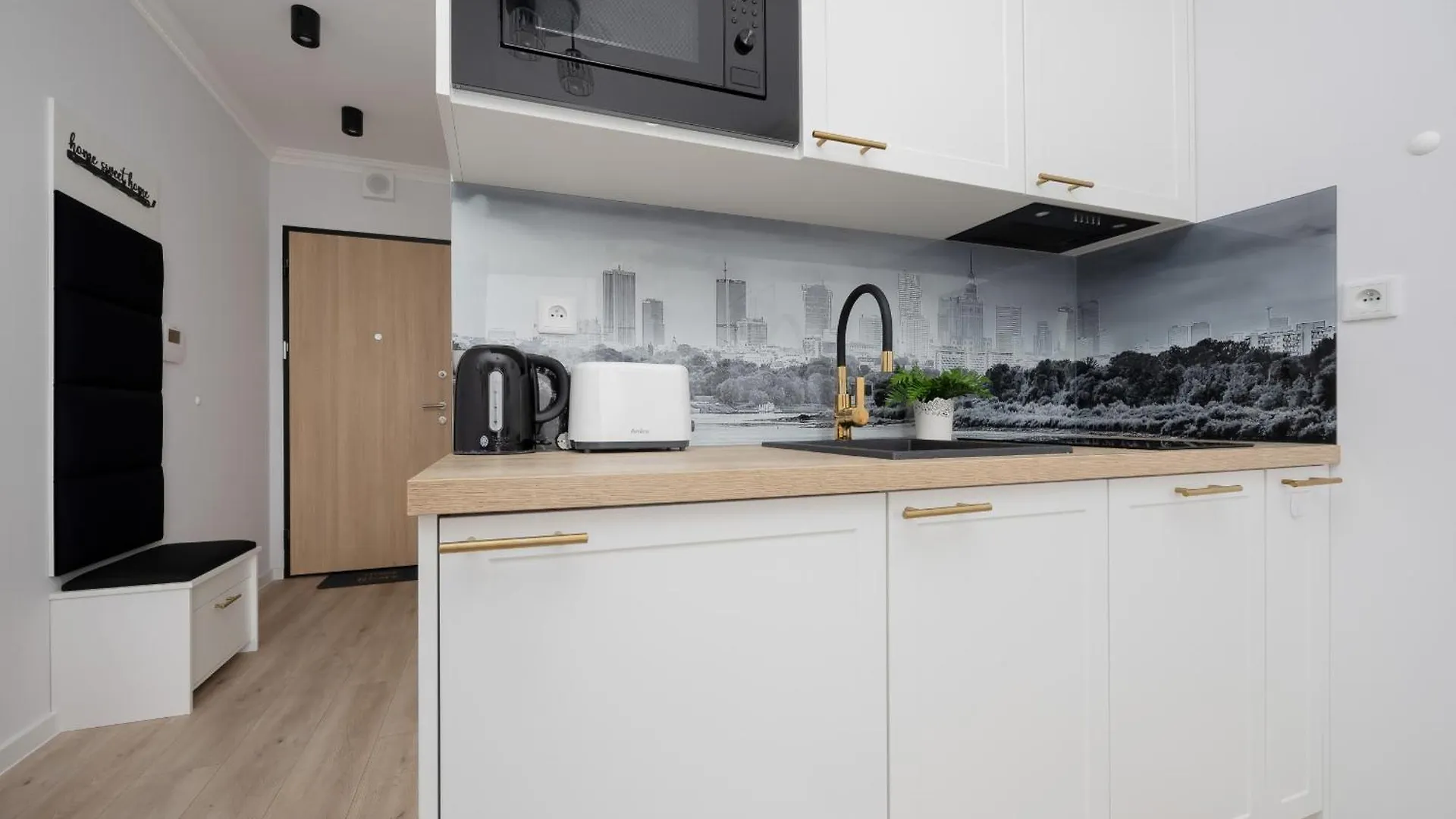 Modern Studio Apartment With Balcony By Rent Like Home Warsaw