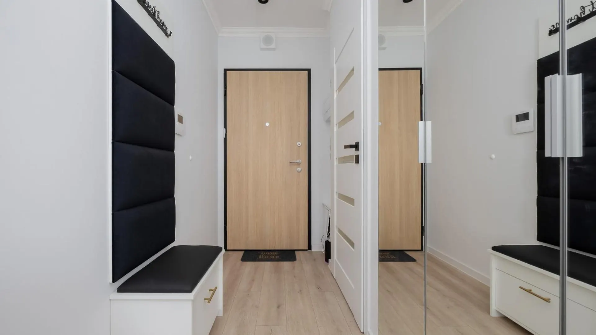 Modern Studio Apartment With Balcony By Rent Like Home Warsaw